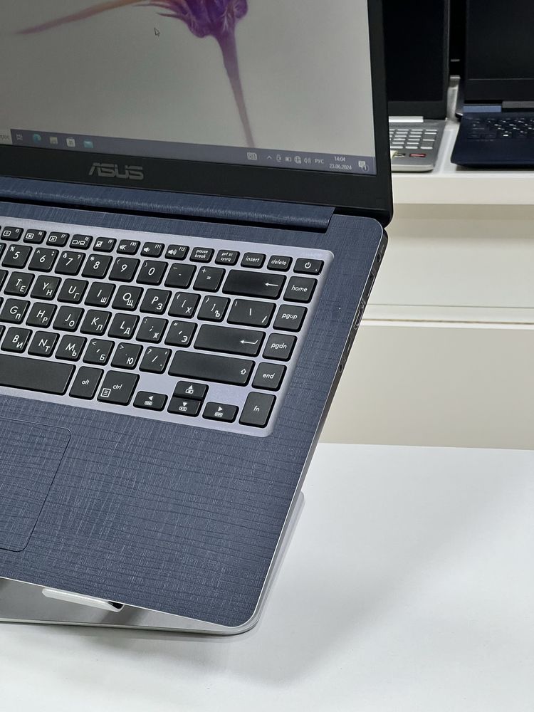 ASUS | AMD A12 | ОЗУ 16Gb | SSD 256Gb