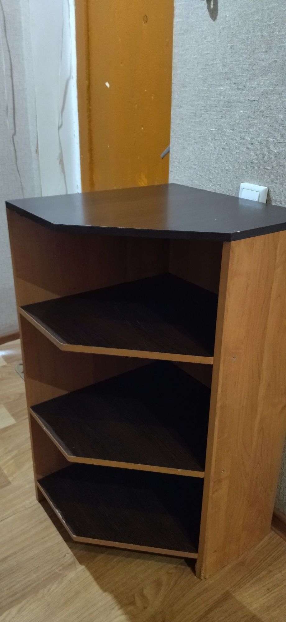 Тумбочка размер 90*50