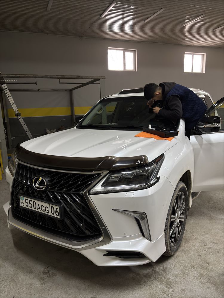 Ремонт трещин и сколов на лобовом стекле