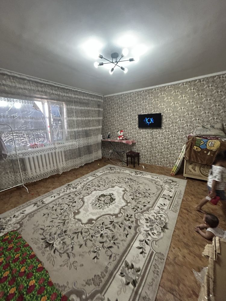 Сдаю блогоустроеную квартиру на долгий срок Район Зачаганск