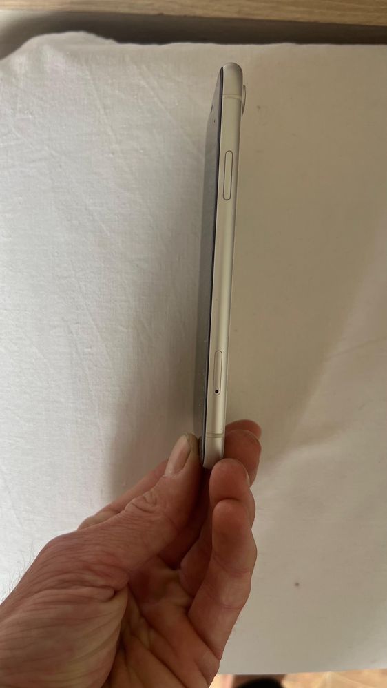 Iphons XR с деффектом