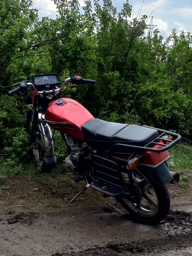 Продам мотоцикл яки