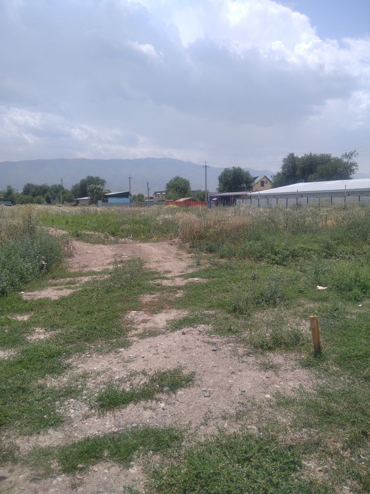 Продам участки по 6 соток по ул Макатаева.