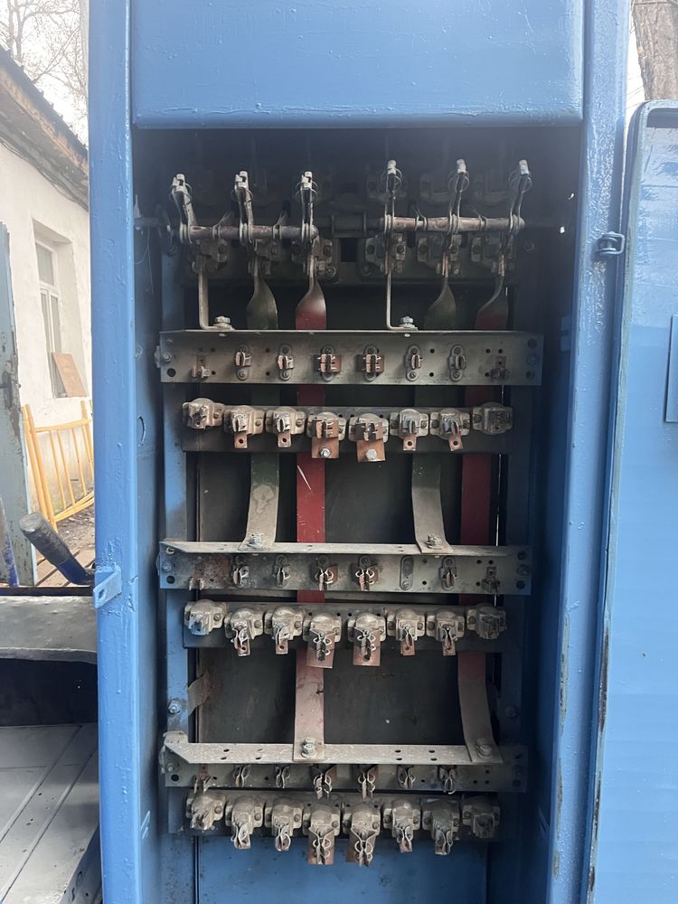 Продам   Щит силовой щрс 400. Щрс 250