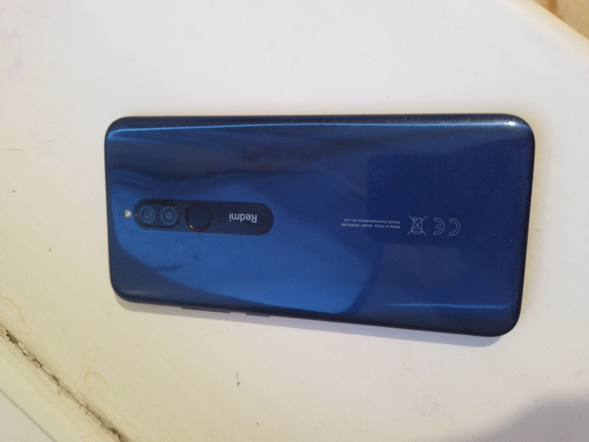 Продаю смартфон. REDMI 8 Sapphire blue 4/64 В хорошем состоянии.