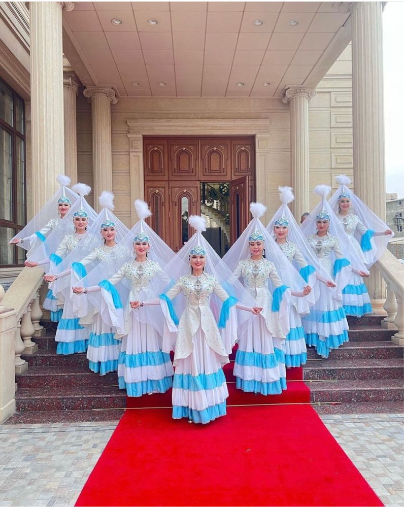 Для танца