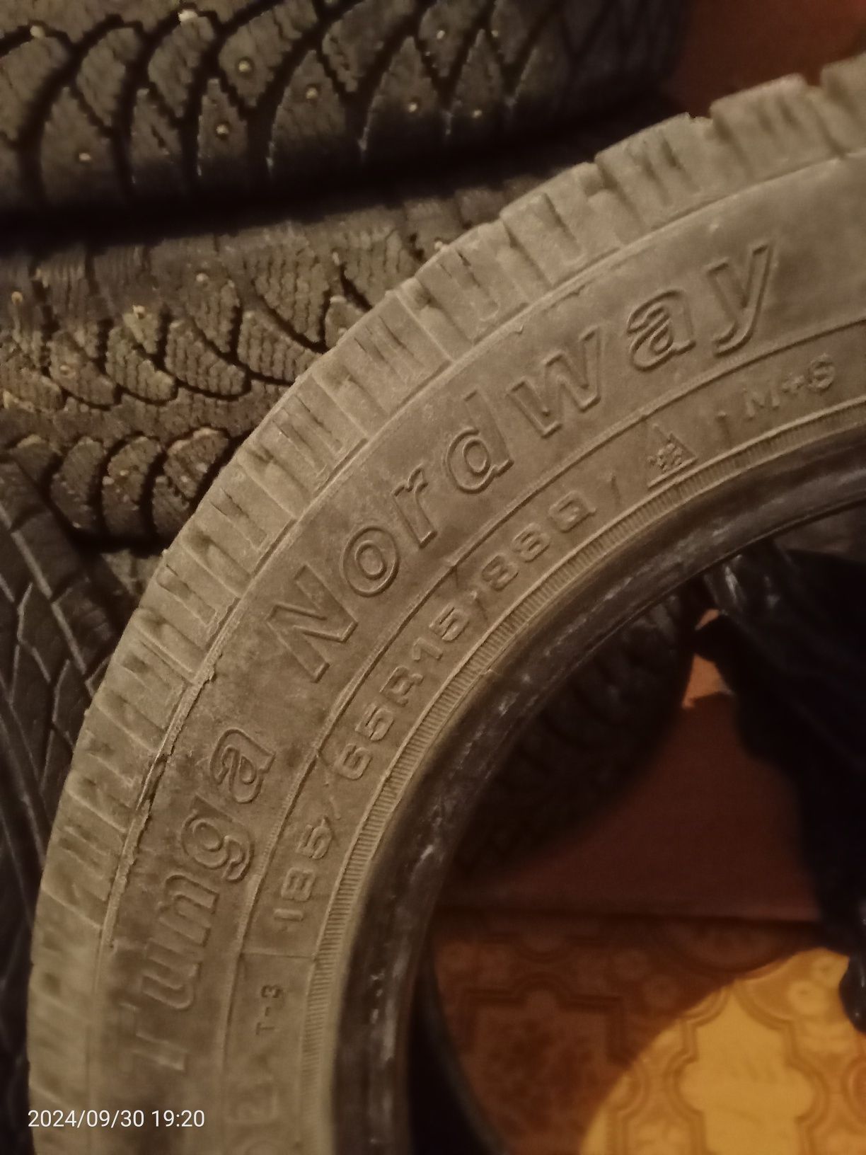 Зимние шины 185 65 R15