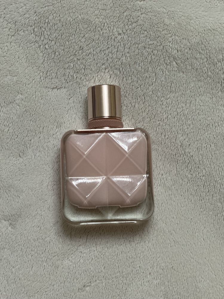 Женский парфюм Givenchy irresistible