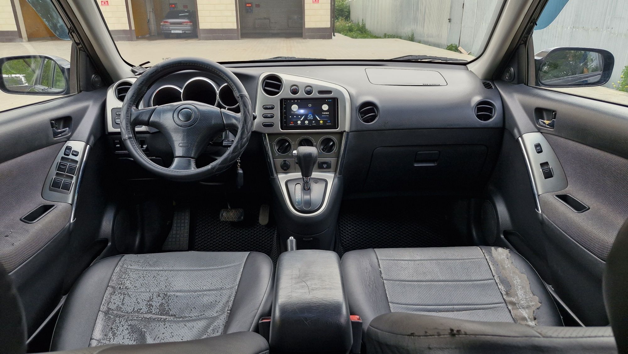 Продам автомобиль TOYOTA