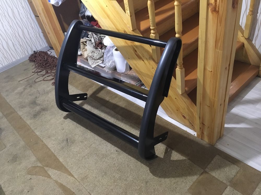 Защита бампера Кенгурятник push bar на Tahoe suburban avalanche