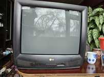 Телевизор LG CF21F80 кинескопический, торг уместен.