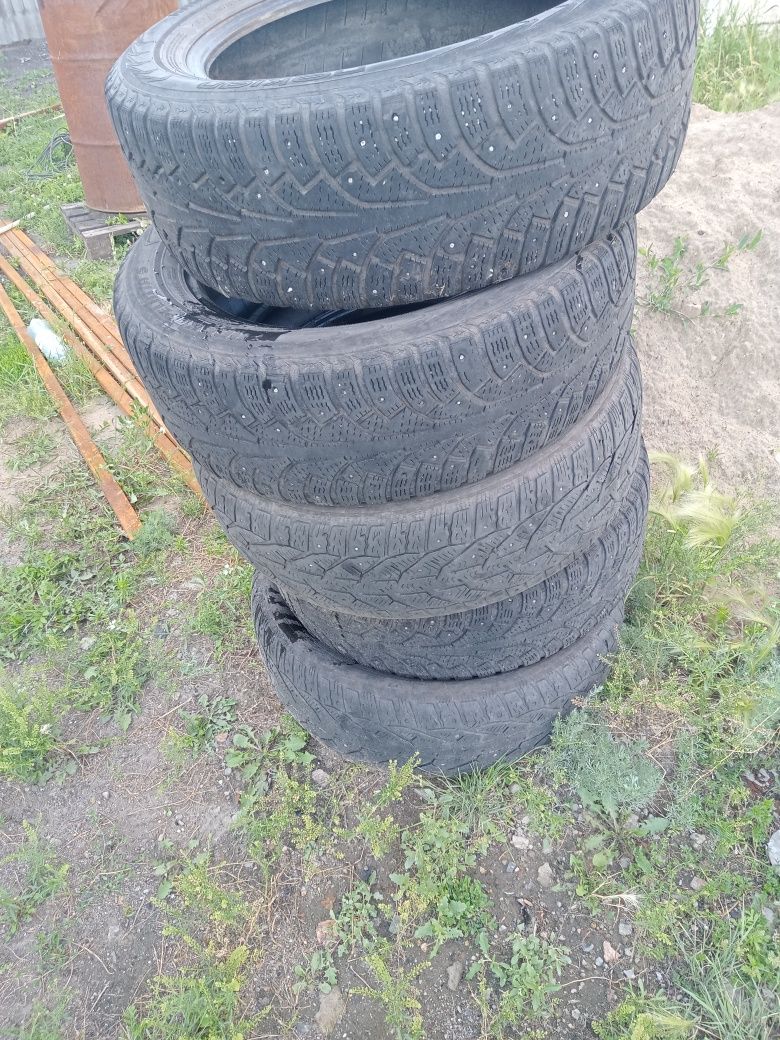 Продам колеса шины