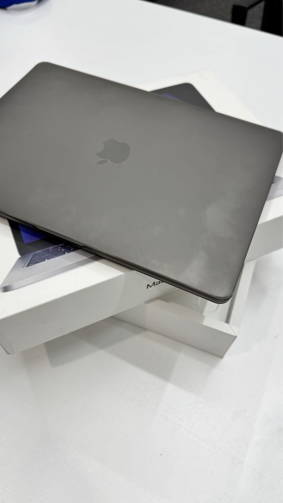 macbook pro 13 512gb 2022