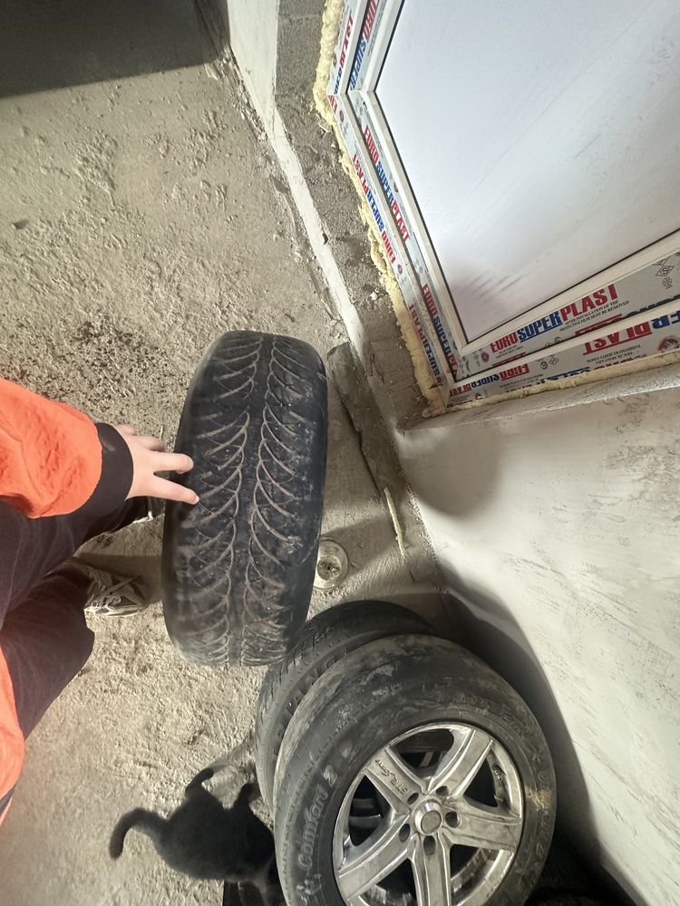 Диский автомобиля тайота
