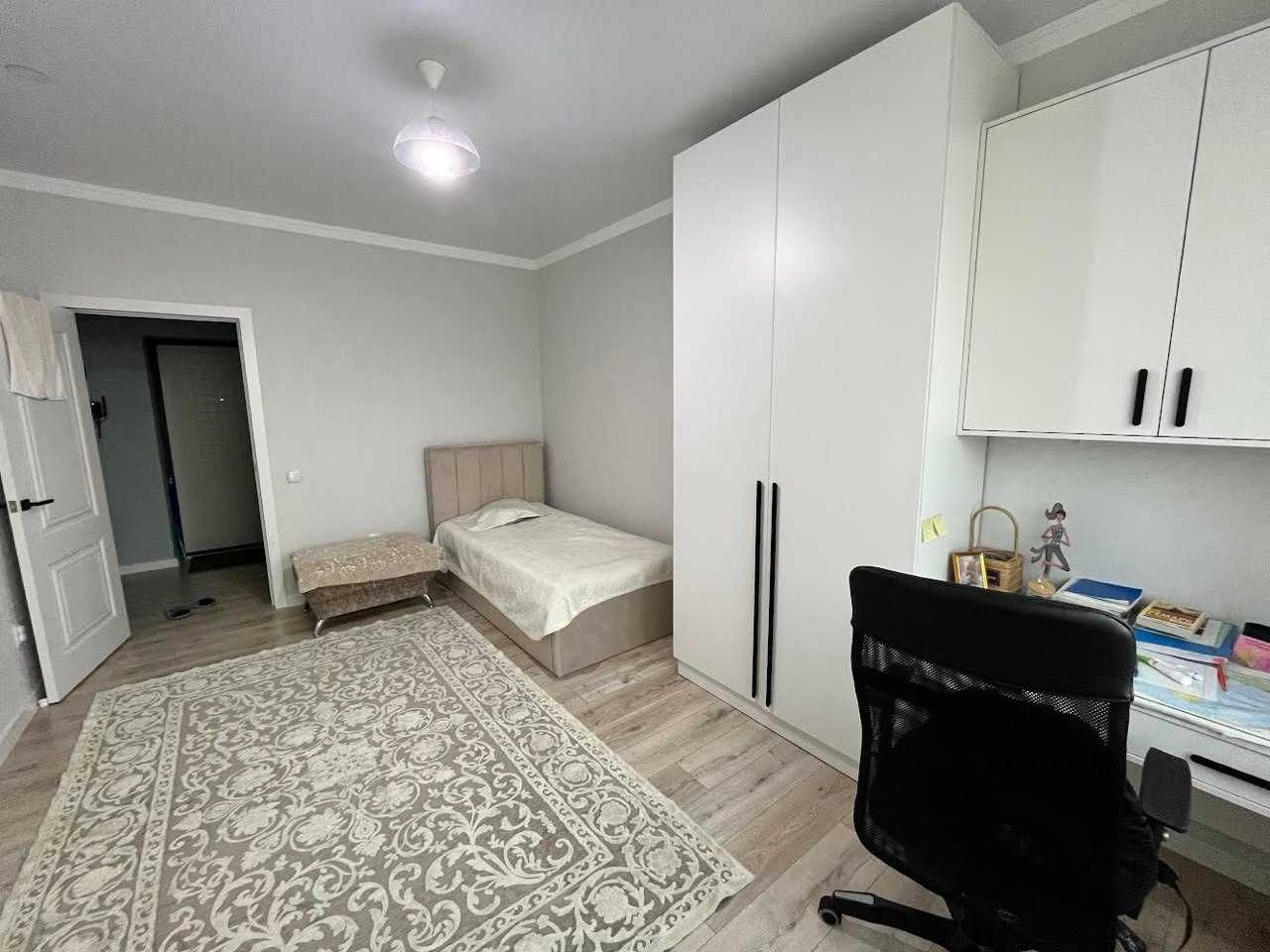 продам 3 х комнатную квартиру