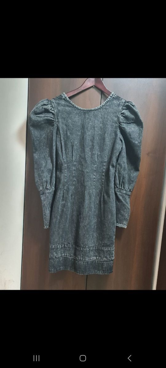 Платье сарафан продам