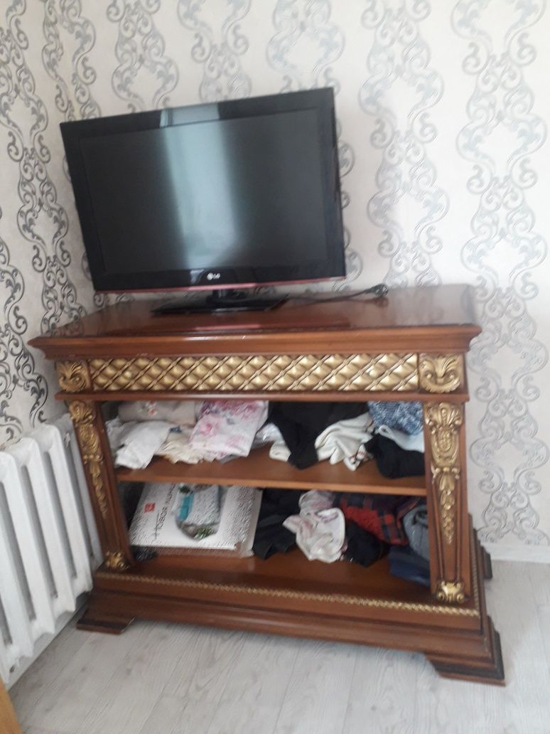 Продам б/у  тумбу