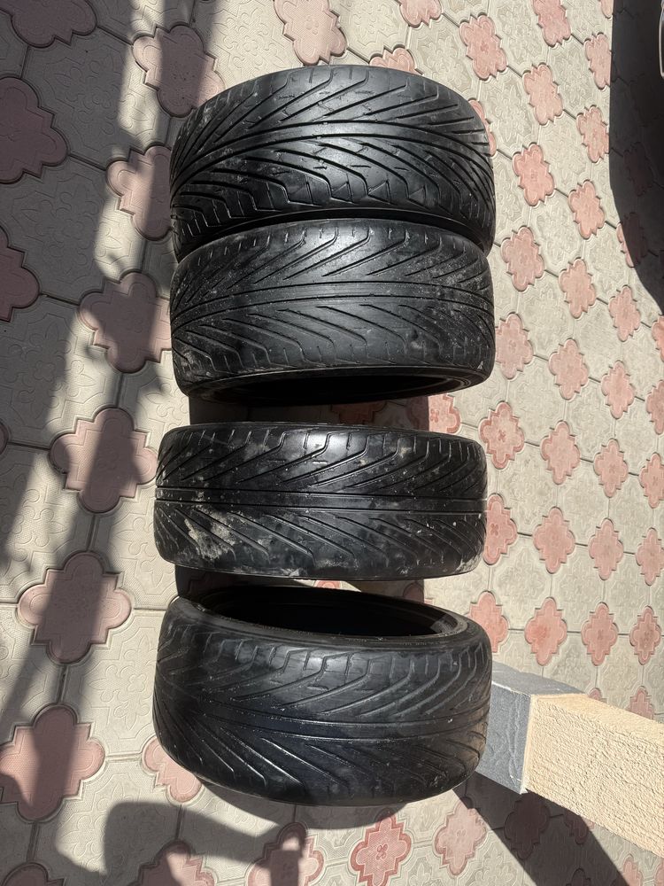 225/ 45/R17 летние шины