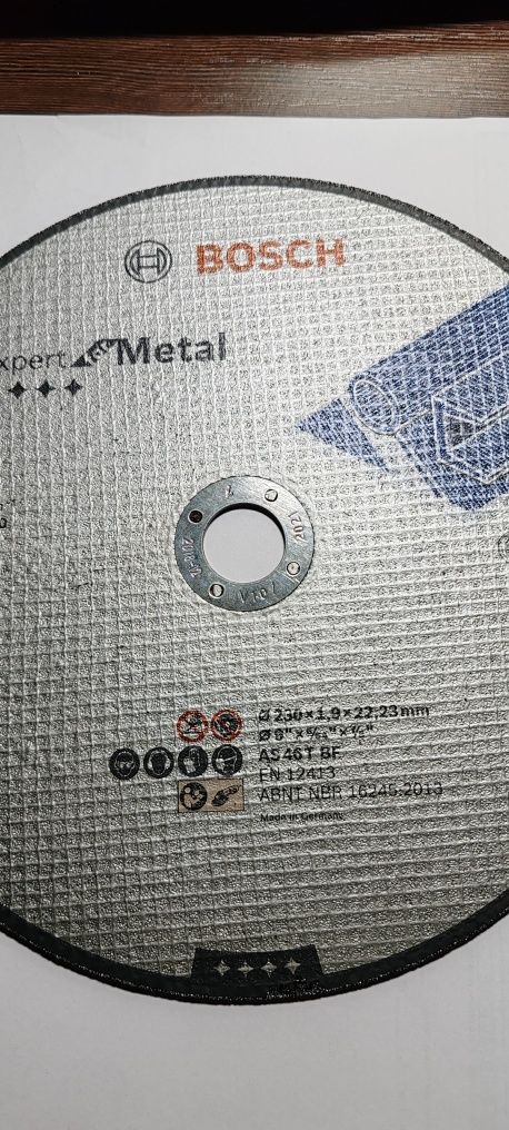 Продам диски Bosch,зачистные