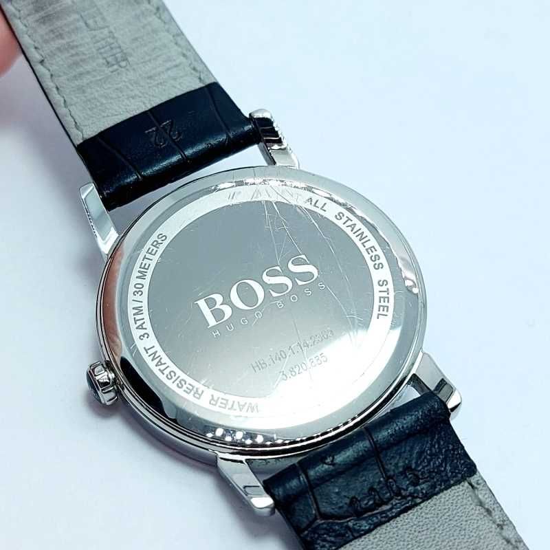Часы Hugo Boss оригинал, японский механизм.