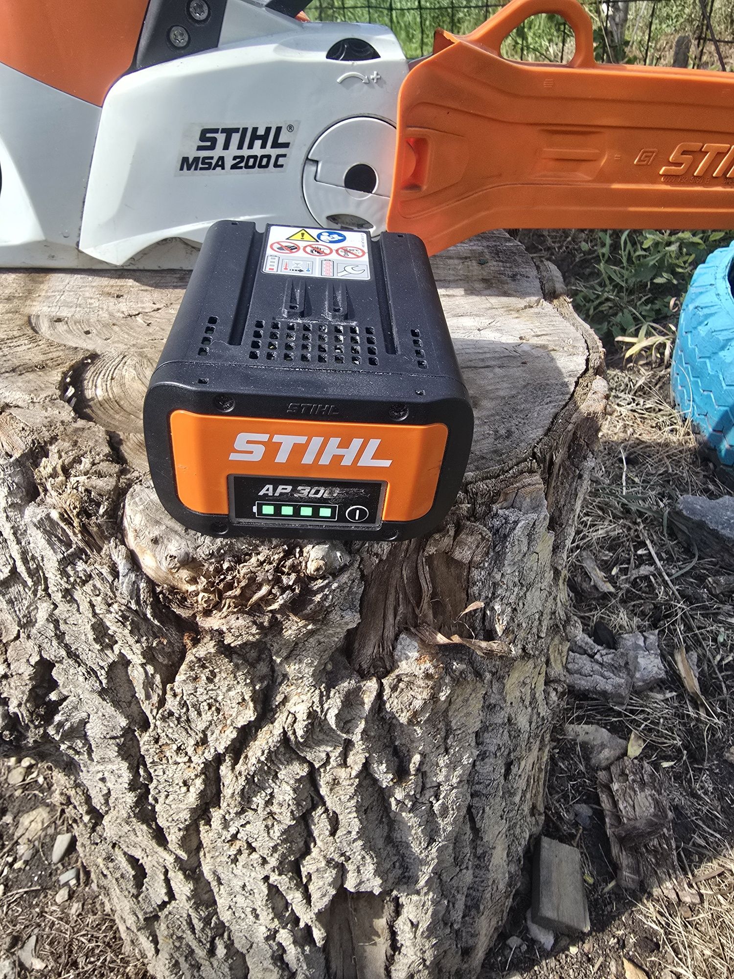 Stihl  MSА 200С пила на акку.