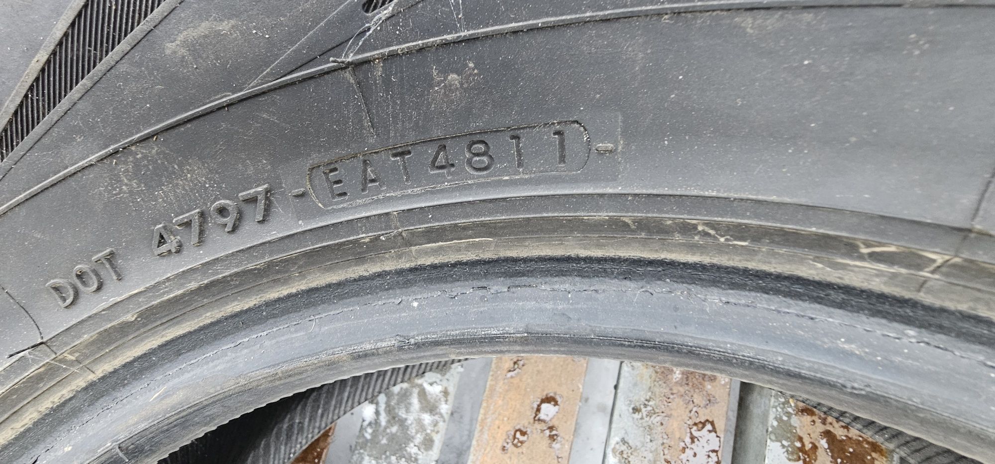 Три балона Yokohama Geolandar H/T-S 275 65R17