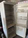 Продам холодильник indesit