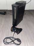 Продам Xbox 360 с 17 играми и джостиком