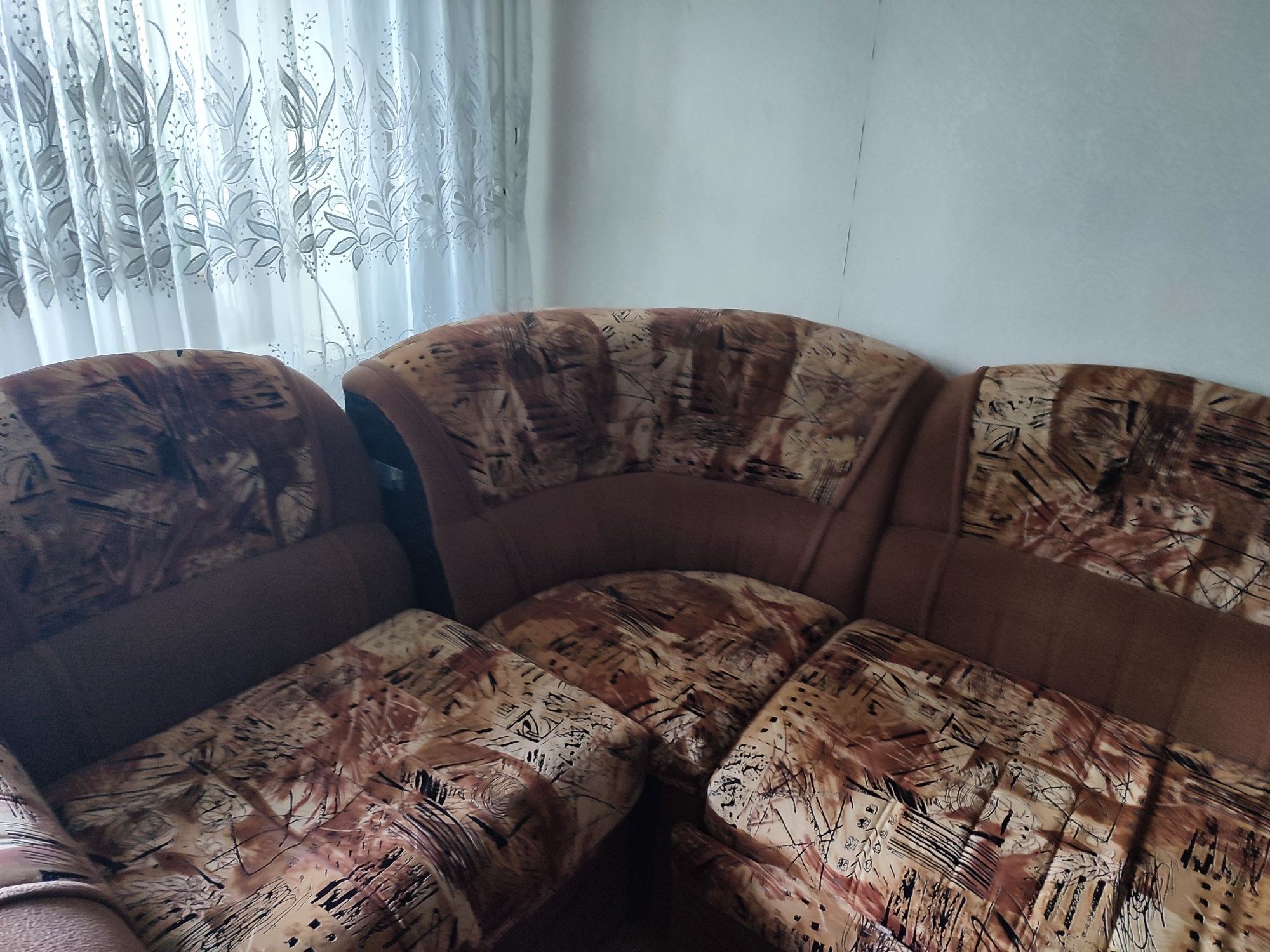 Угловой диван с креслом