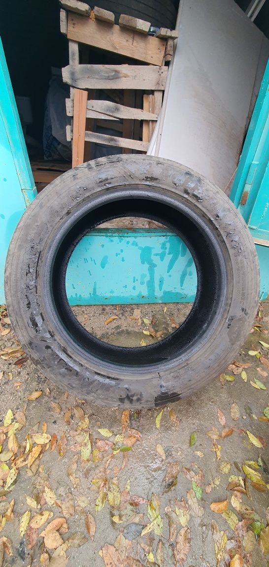 Продам комплект летних шин Good Year 255/50/R19 почти новые