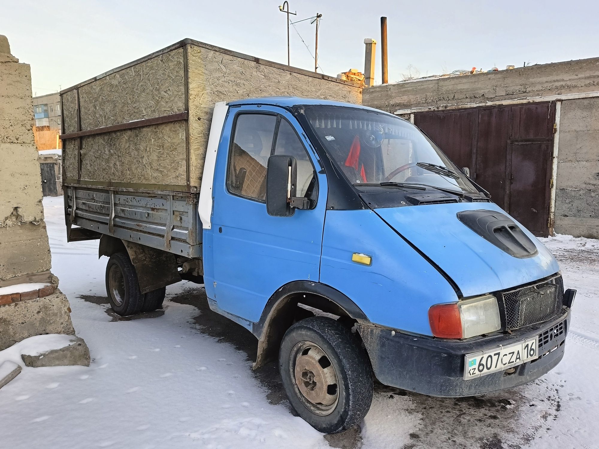 Продам газель фургон