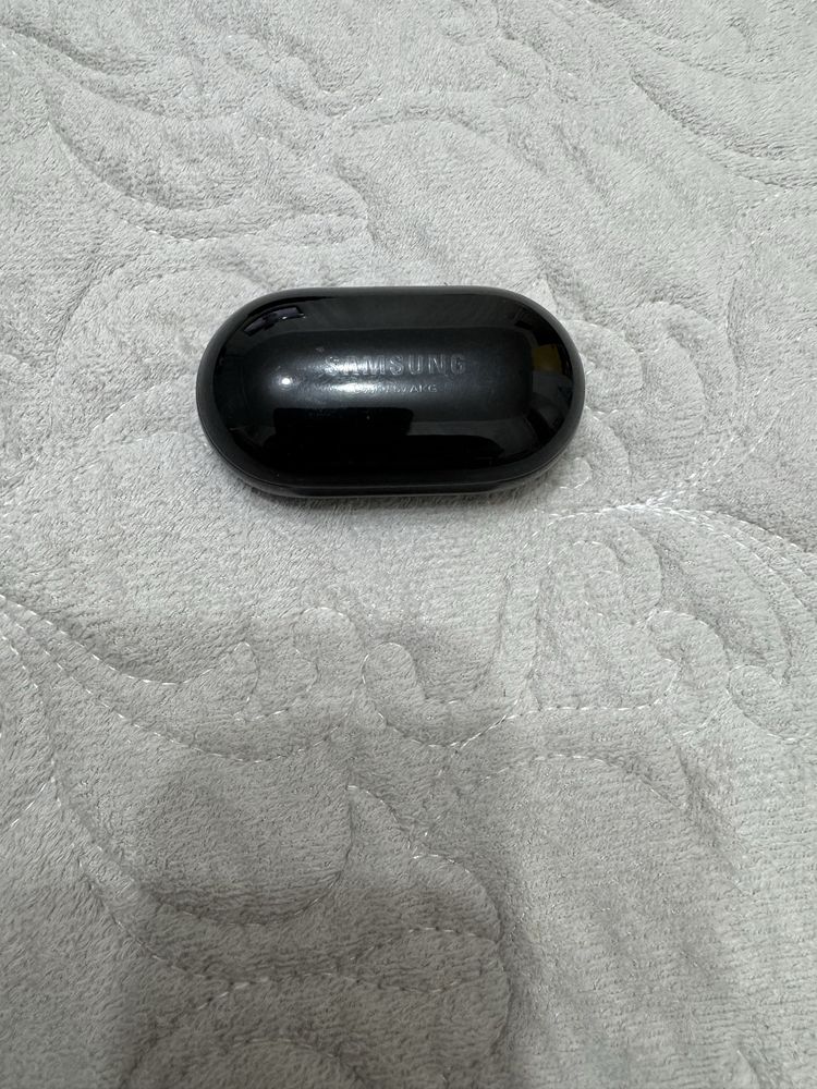 Беспроводные наушники Samsung Buds Plus
