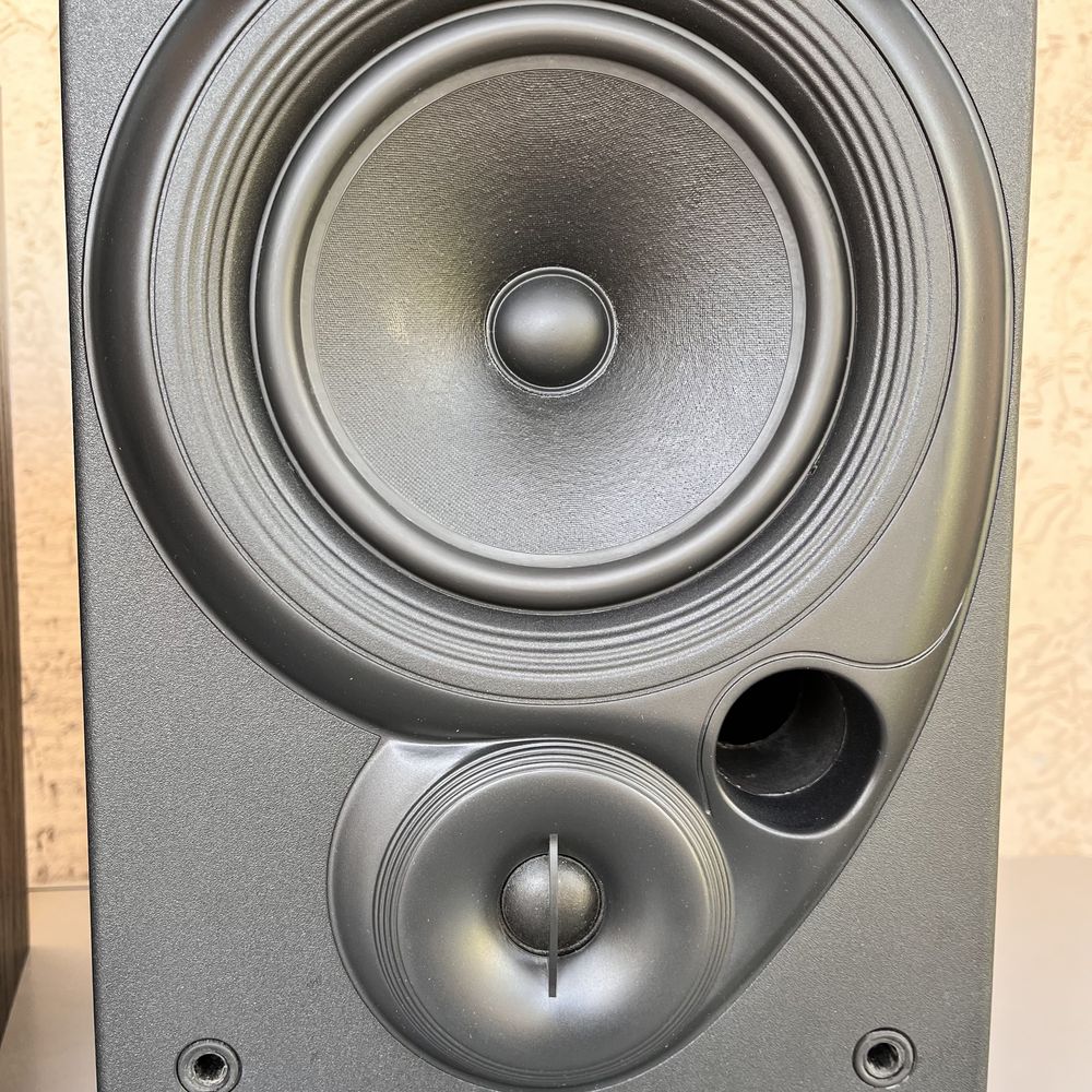 Celestion impact 15 колонки 90 watt