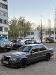 Продам 124 мерседес