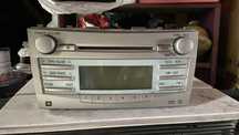 Продам штатный магнитафон camry 40
