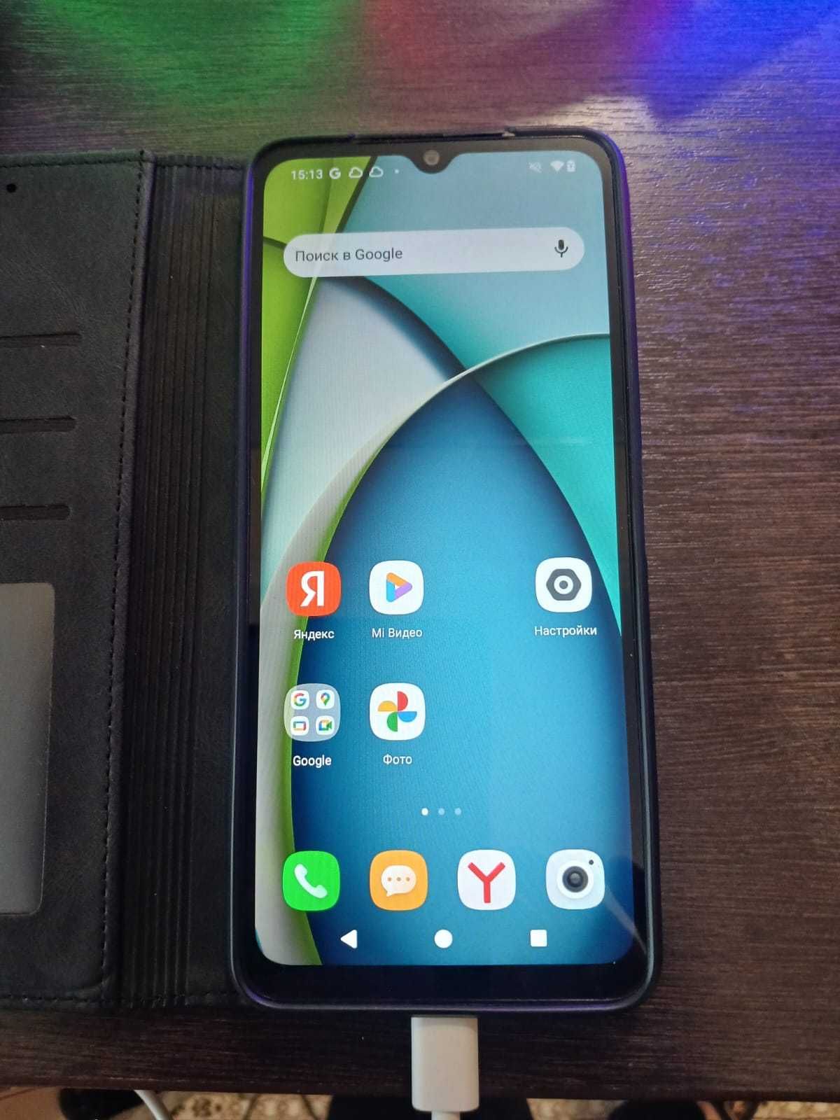 Продам телефон Redmi A3X c чехлом