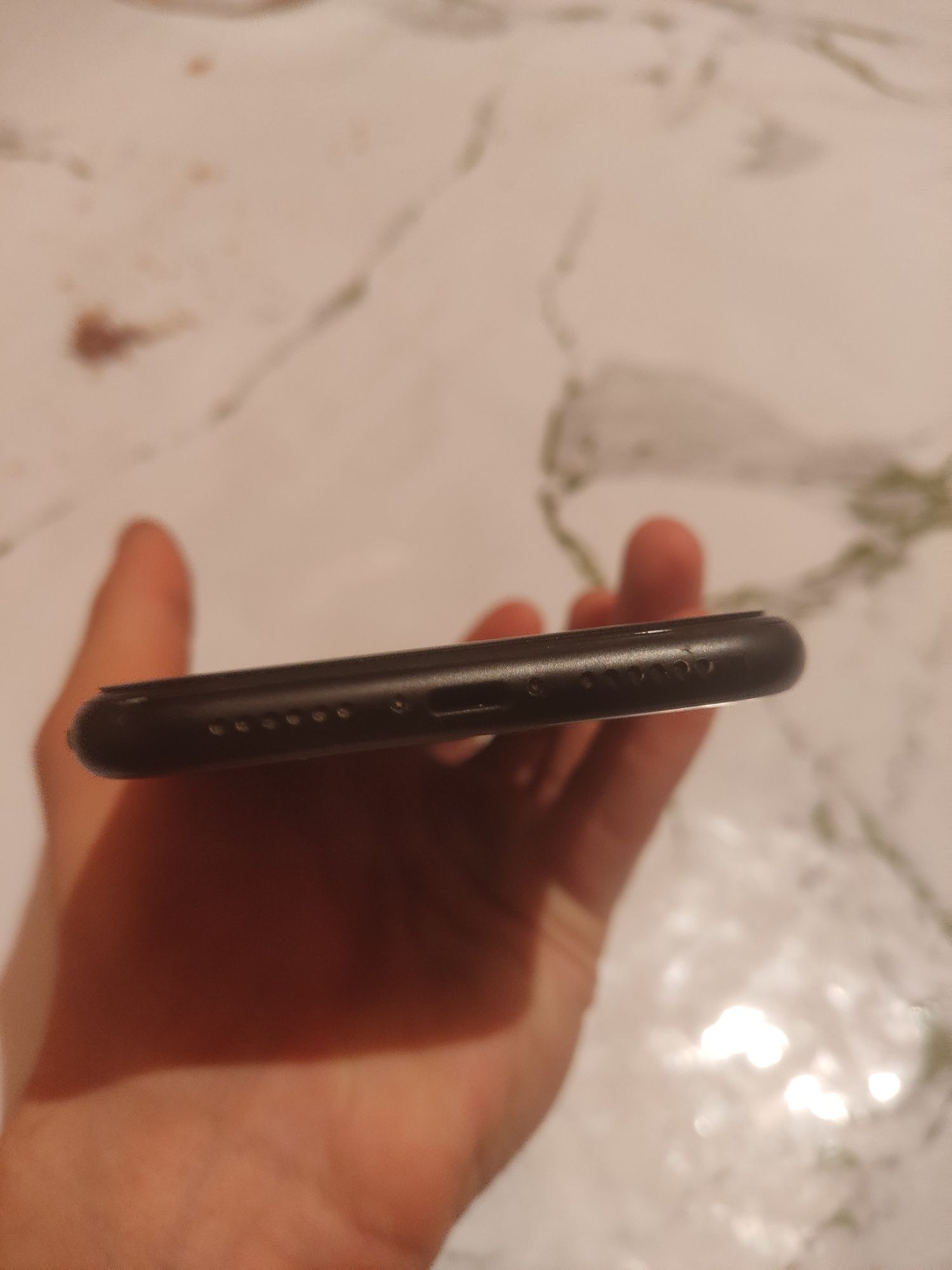 iPhone xr нормальный