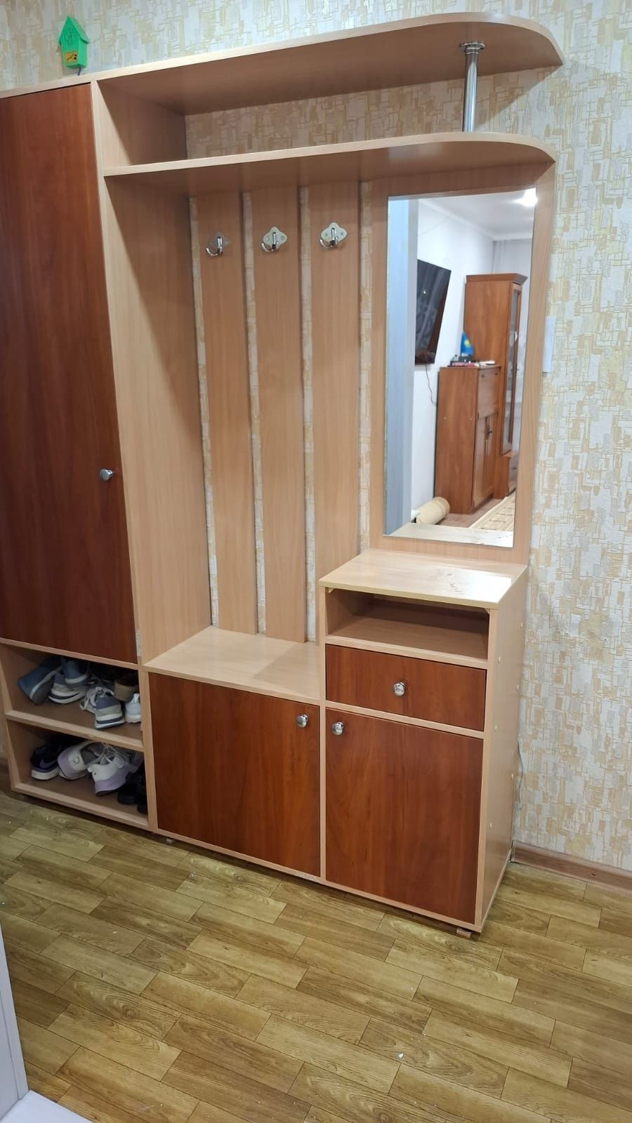 Шкаф на прихожую