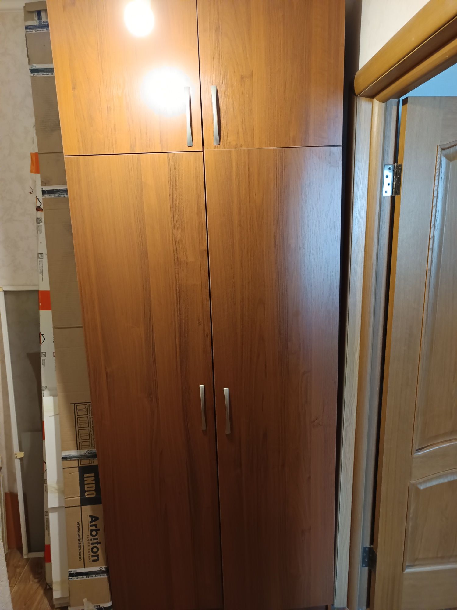 Продам шкаф вместительный
