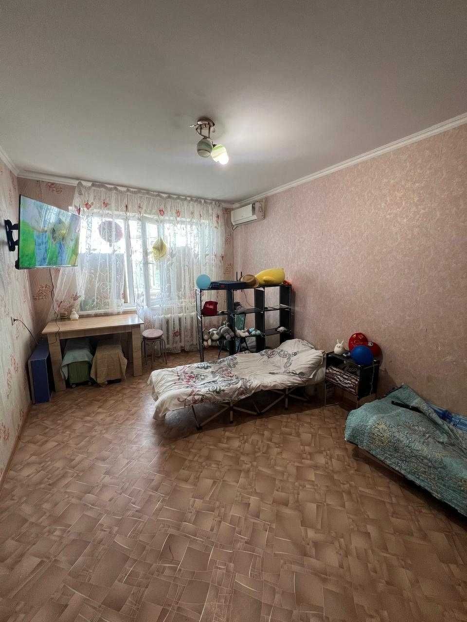 Продам 1 комн.квартиру на 8 мкр