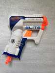 ОТДАМ ДАРОМ игрушку, "пистолет Nerf еlite", в хорошем состоянии, БУ