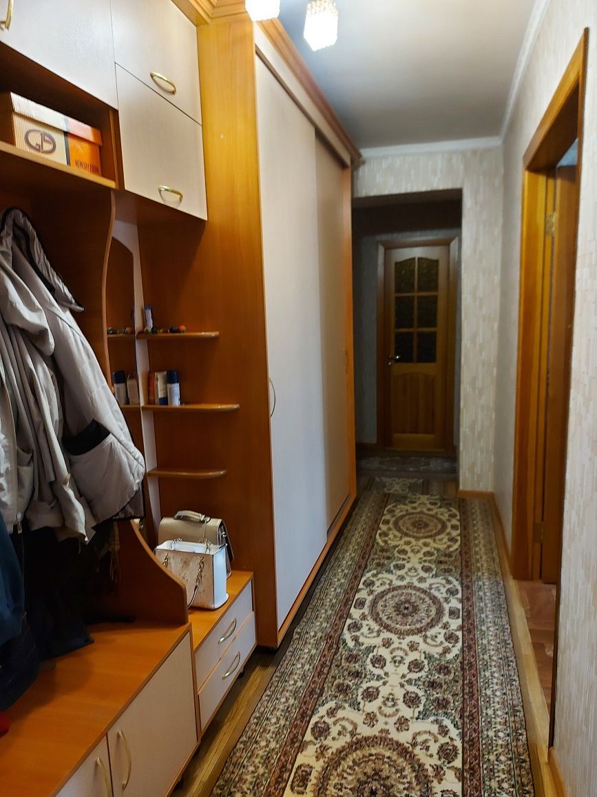 Продам 3х комнатную улучшенную квартиру