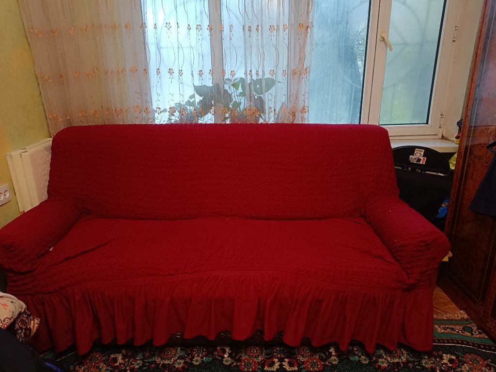 Диван кресло .қонақ бөлмеге арналған диван екі креслосымен.