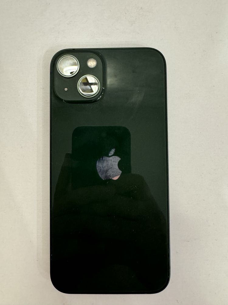iPhone 13 с гарантией