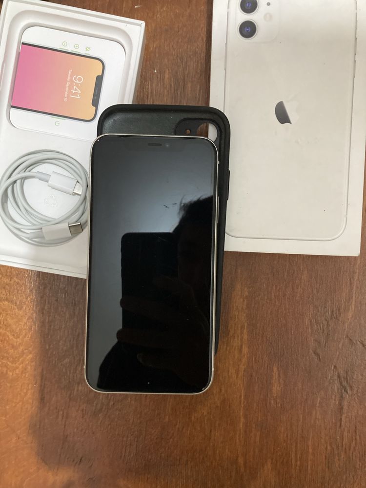 Продам Iphone 11 64gb