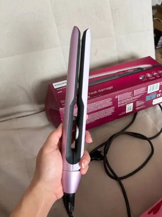 Срочно продам выпрямитель для волос Philips BHS-530/00