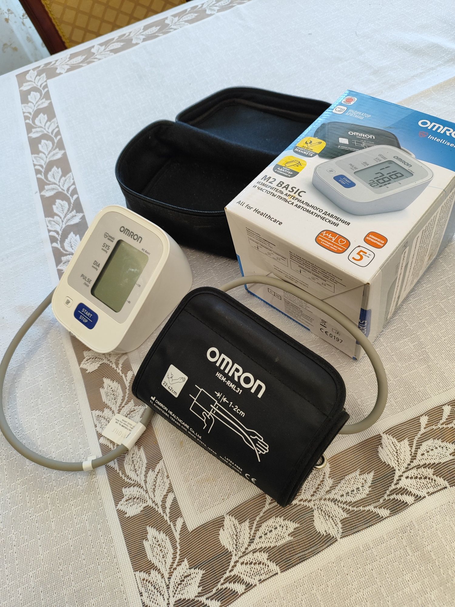 Тонометр Omron M2 Basic HEM-7121-ALRU автоматический на плечо