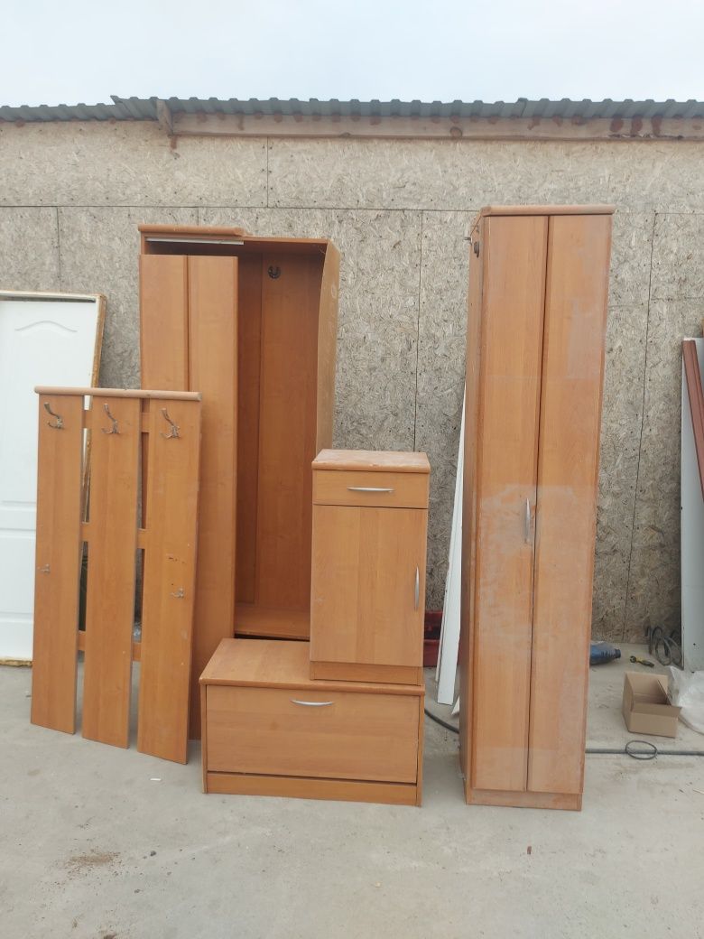 Продам прихожка 10000т