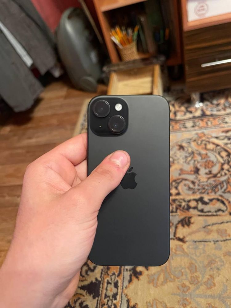 Поменяю iphone 15 128gb