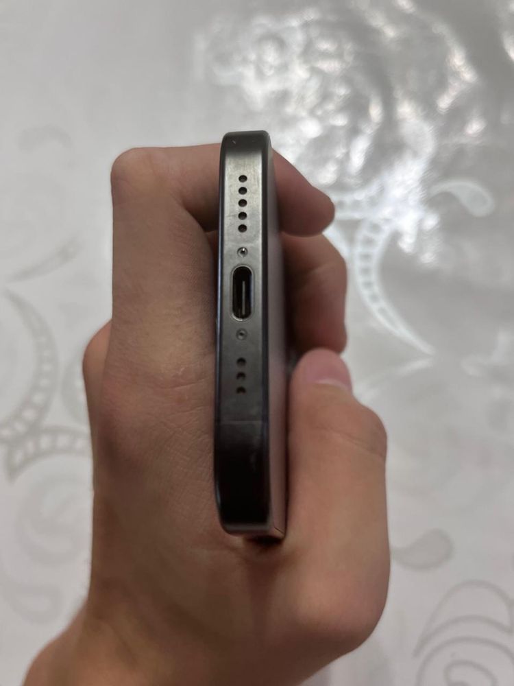 Iphone 15 pro с коробкой